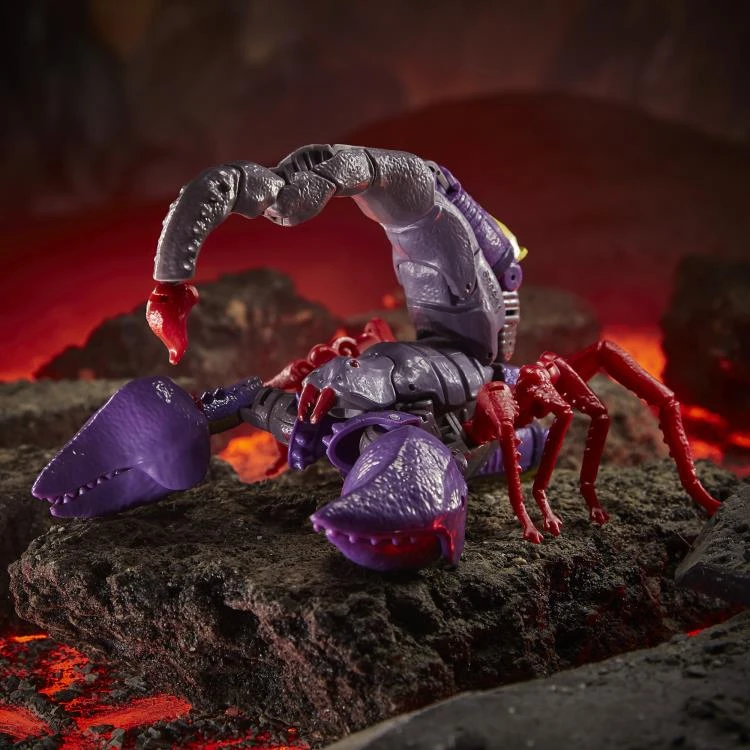 Hasbro Transformers Generations War For Cybertron: Kingdom Deluxe Predacon Scorponok Action Figure WFC-K23 - Image 3