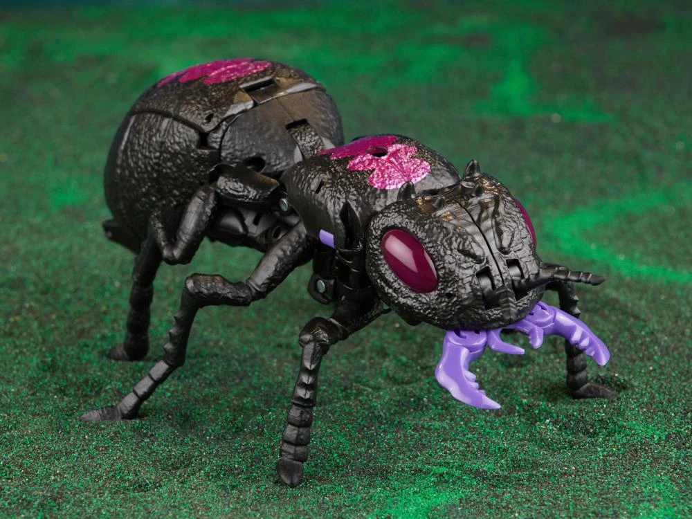 Hasbro Transformers Generations Selects Legacy Voyager Antagony Action Figure - Image 6