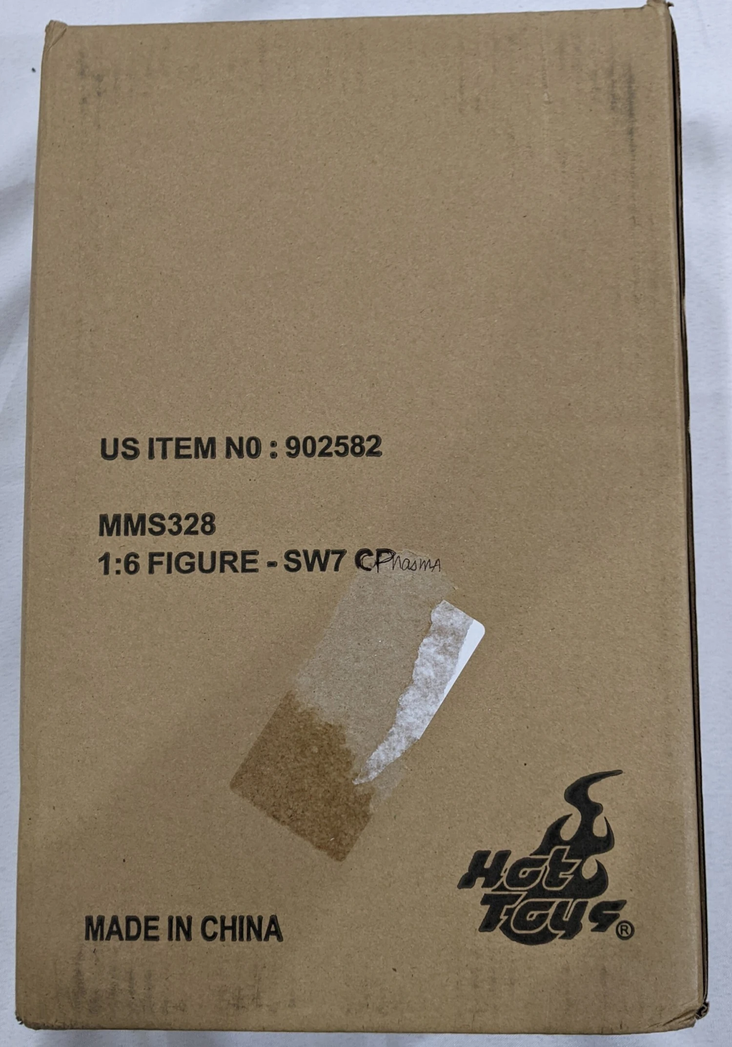 Hot Toys 1/6 Star Wars: The Force Awakens Captain Phasma Sixth Scale Figure MMS328 - Image 3